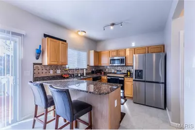 551 Fortress Court, Saint Charles, MO 63303 - Photo 7