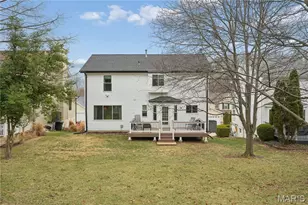 1565 Glenn Brooke Woods Cir, Ballwin, MO 63021 - Photo 27