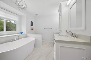 1565 Glenn Brooke Woods Cir, Ballwin, MO 63021 - Photo 15