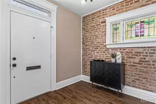 5849 De Giverville Ave, Saint Louis, MO 63112 - Photo 9