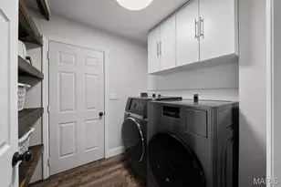 809 Crescent Ridge Dr, Valley Park, MO 63088 - Photo 17