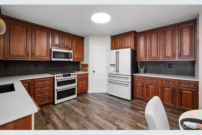 809 Crescent Ridge Drive, Valley Park, MO 63088 - Photo 11