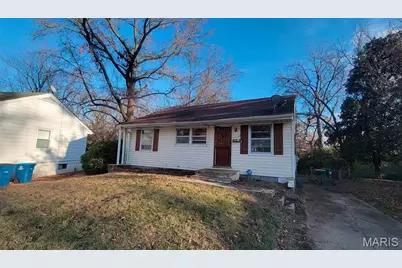 236 Estridge Road, Saint Louis, MO 63137 - Photo 1