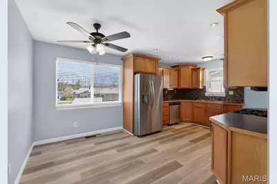 1415 Saint Theresa Lane, Saint Charles, MO 63304 - Photo 5