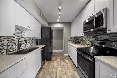 1513 Swallow Drive, Saint Louis, MO 63144 - Photo 13