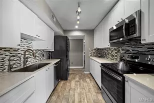 1513 Swallow Dr, Saint Louis, MO 63144 - Photo 13