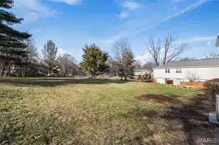 1513 Swallow Dr, Saint Louis, MO 63144 - Photo 23