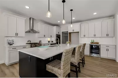 8832 Moritz Avenue, Brentwood, MO 63144 - Photo 11