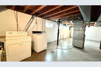 9834 Glenmont Drive, Saint Louis, MO 63123 - Photo 9