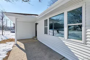 1015 Dingledine Rd, Saint Charles, MO 63304 - Photo 3