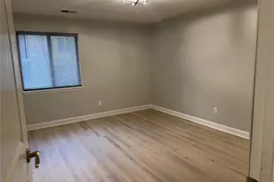 950 E Rue De La Banque, Creve Coeur, MO 63141 - Photo 15