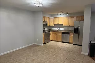 950 E Rue De La Banque, Creve Coeur, MO 63141 - Photo 3