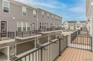 8919 Gateway Heights, Richmond Heights, MO 63144 - Photo 37