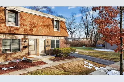 11846 Sologne Court, Maryland Heights, MO 63043 - Photo 3