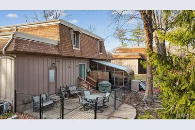 11846 Sologne Court, Maryland Heights, MO 63043 - Photo 23