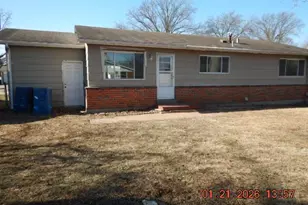 2960 Devonshire Dr, Florissant, MO 63033 - Photo 3