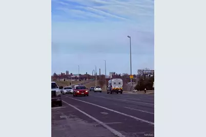 4617 S Broadway, Saint Louis, MO 63111 - Photo 3