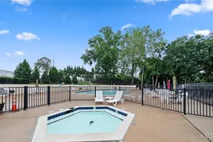 3173 Autumn Trace Dr, Maryland Heights, MO 63043 - Photo 35