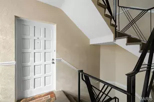 7545 Wellington Way, Saint Louis, MO 63105 - Photo 5