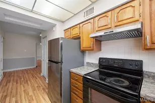 7545 Wellington Way, Saint Louis, MO 63105 - Photo 15