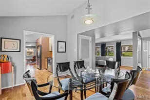 27 Chesterton Ln, Chesterfield, MO 63017 - Photo 9