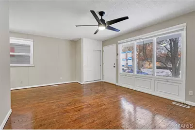 9725 Medford Drive, Riverview, MO 63136 - Photo 9