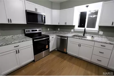 310 Fairview Lane, Desloge, MO 63601 - Photo 13