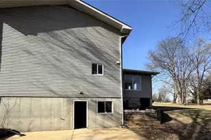 310 Fairview Ln, Desloge, MO 63601 - Photo 7