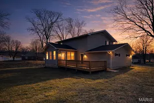 310 Fairview Ln, Desloge, MO 63601 - Photo 3