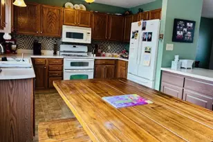 205 and 207 Center Point Rd, Shelbyville, MO 65565 - Photo 27