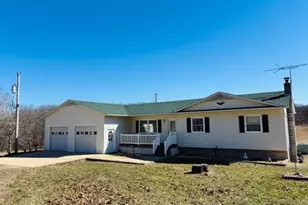 205 and 207 Center Point Rd, Shelbyville, MO 65565 - Photo 7