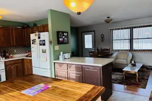 205 and 207 Center Point Rd, Shelbyville, MO 65565 - Photo 31