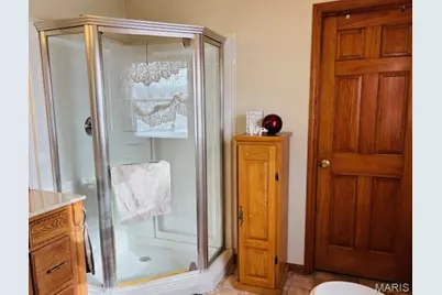 205 and 207 Center Point Rd, Shelbyville, MO 65565 - Photo 41