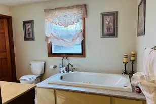 205 and 207 Center Point Rd, Shelbyville, MO 65565 - Photo 39