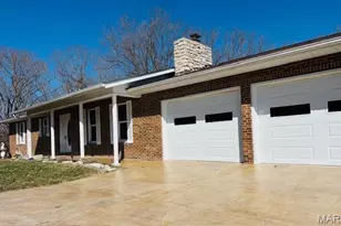 205 and 207 Center Point Rd, Shelbyville, MO 65565 - Photo 13