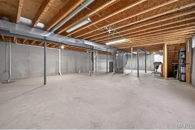 1319 Commons Circle, Saint Charles, MO 63304 - Photo 29