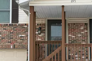 895 Delray Dr, Saint Peters, MO 63376 - Photo 1