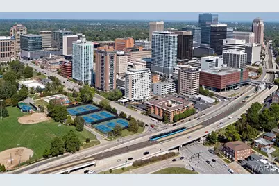 35 Topton Way #2W, Clayton, MO 63105 - Photo 35