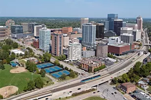 35 Topton Way, Clayton, MO 63105 - Photo 35