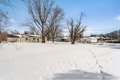 10008 Meadowfield Lane, Saint Louis, MO 63128 - Photo 31