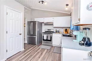 2467 Waterfront Dr, Imperial, MO 63052 - Photo 11