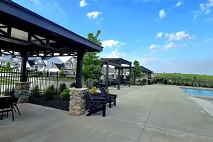 327 Dalriada Blvd, O'Fallon, MO 63368 - Photo 33