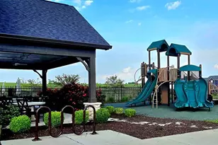 327 Dalriada Blvd, O'Fallon, MO 63368 - Photo 37