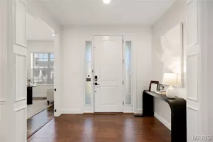 351 Oak Stand Ct, Chesterfield, MO 63005 - Photo 3