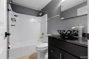 351 Oak Stand Ct, Chesterfield, MO 63005 - Photo 41