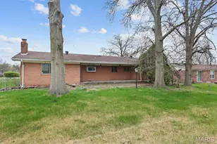 11511 Corlyn Dr, Saint Louis, MO 63138 - Photo 19