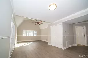 6051 Valley Dr, French Village, MO 63036 - Photo 9