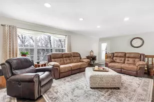 9 Nottingham Ct, Lake Sherwood, MO 63357 - Photo 5