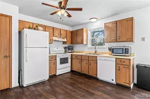 1900 Chippendale Ln, Imperial, MO 63052 - Photo 11