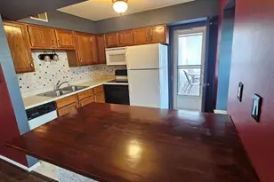 1737 Herault Pl, Saint Louis, MO 63125 - Photo 3